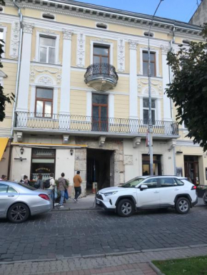 Center Lviv Avenue 23